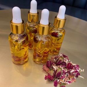 Rose Galore Oil